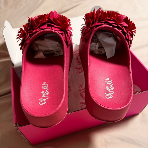 Olivia Miller Pink Platform Mules with Floral Embellishment - Picture 10 of 12